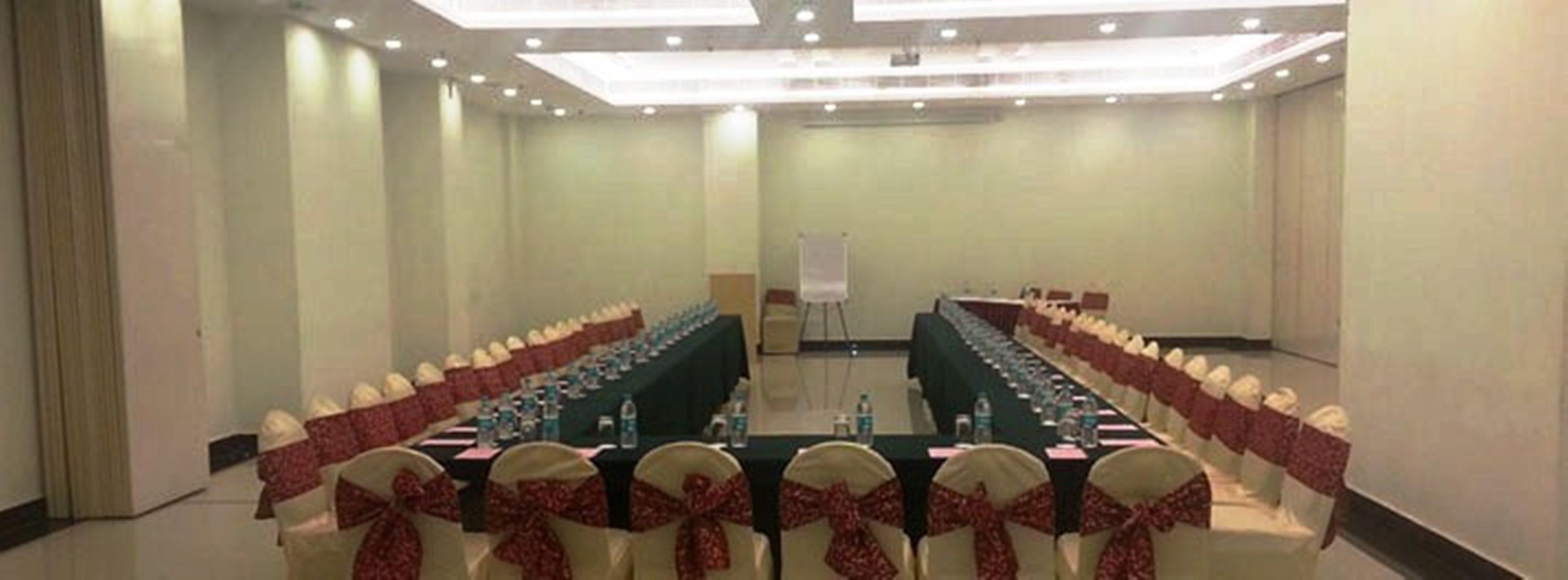Hotel Regent Grand New Delhi Exterior photo