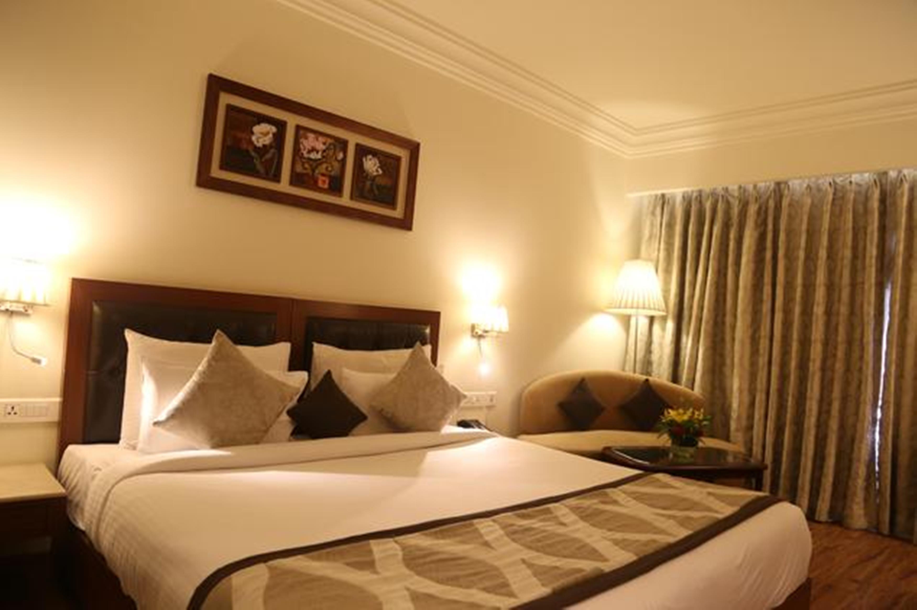 Hotel Regent Grand New Delhi Exterior photo